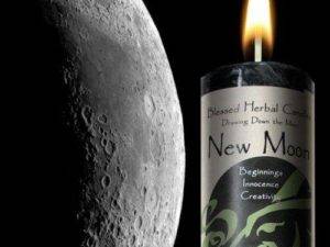 Drawing Down the New Moon Pillar Candle
