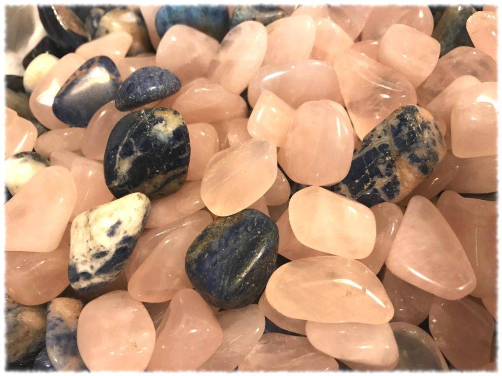Rose Quartz and Sodalte Tumbled Stones